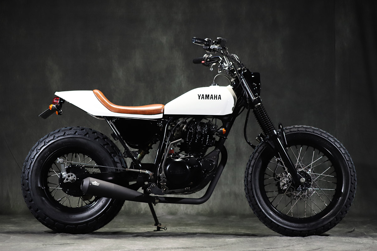 TW 200/225 カスタムキックペダル ゴールドペダル TW200 TW225 カスタムキックペダルペダルセット