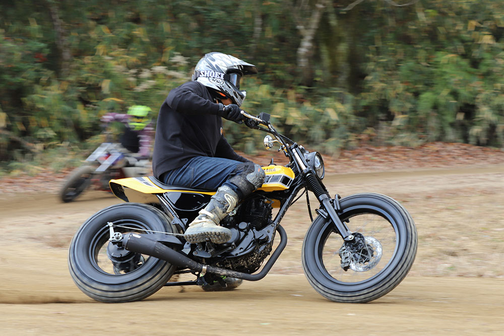 DIRT-GCC TW200/225／モーターガレージグッズ